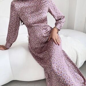 Zara Purple Floral Print Ruched Midi Dress Sz. Large